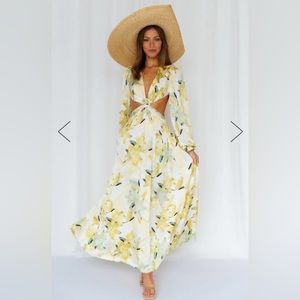 NWOT Hello Molly Yellow Floral Print Long Sleeve Maxi Dress